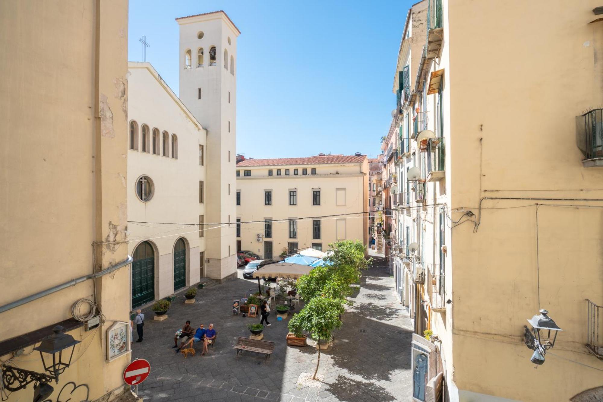 Casa Vacanza Angelina Via Mercanti Centro Storico Salerno Buitenkant foto